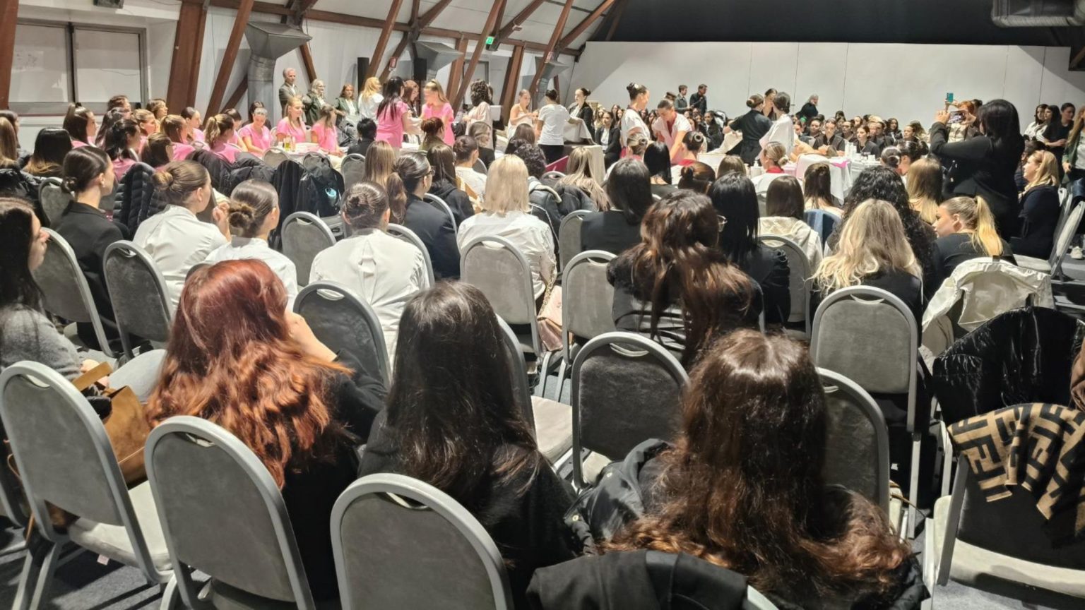 in foto delle ragazze che sono all'evento di cisep 2026