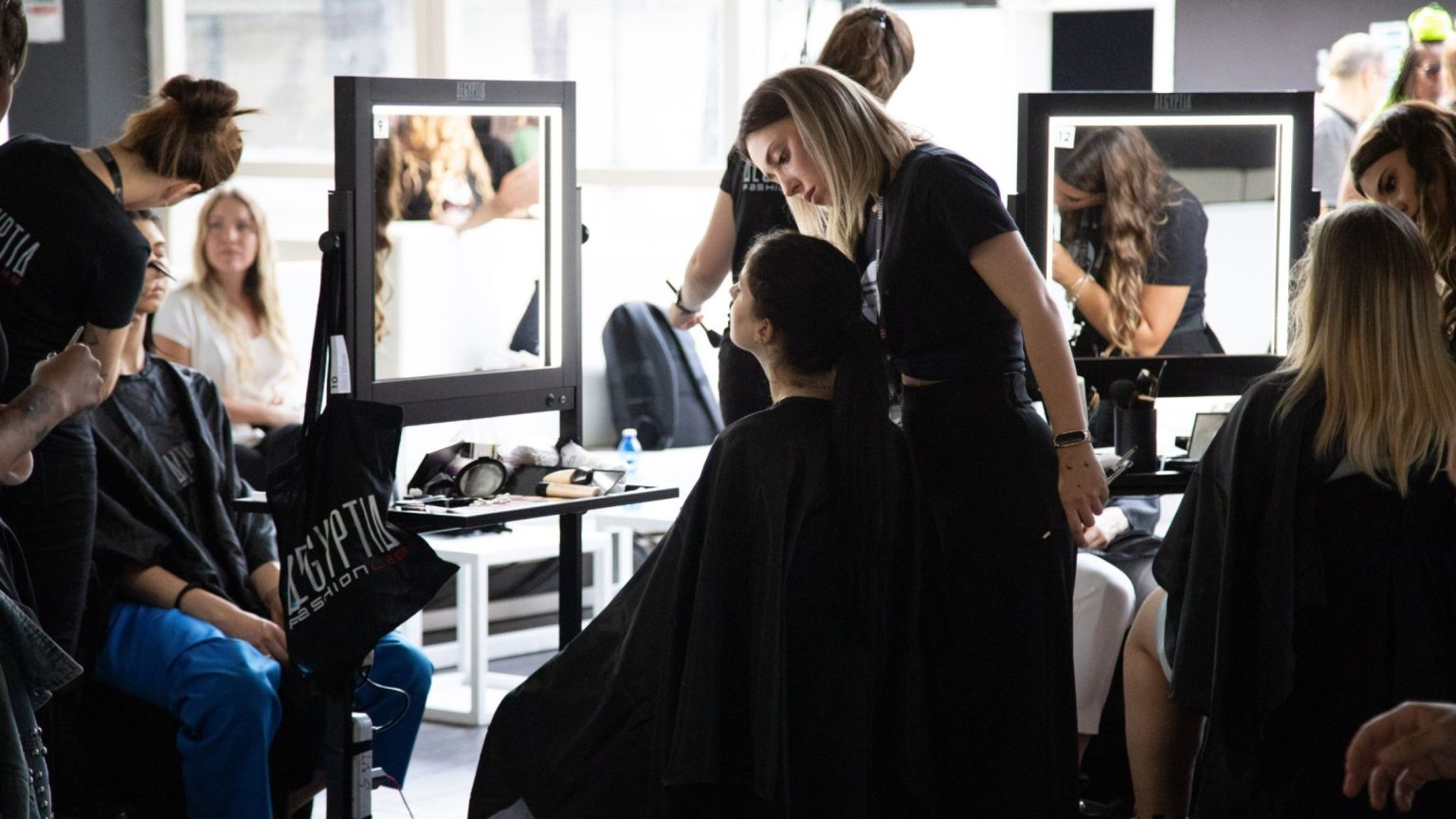 in foto alcuni momenti dell'aegyptia Fashion Lab 2026.