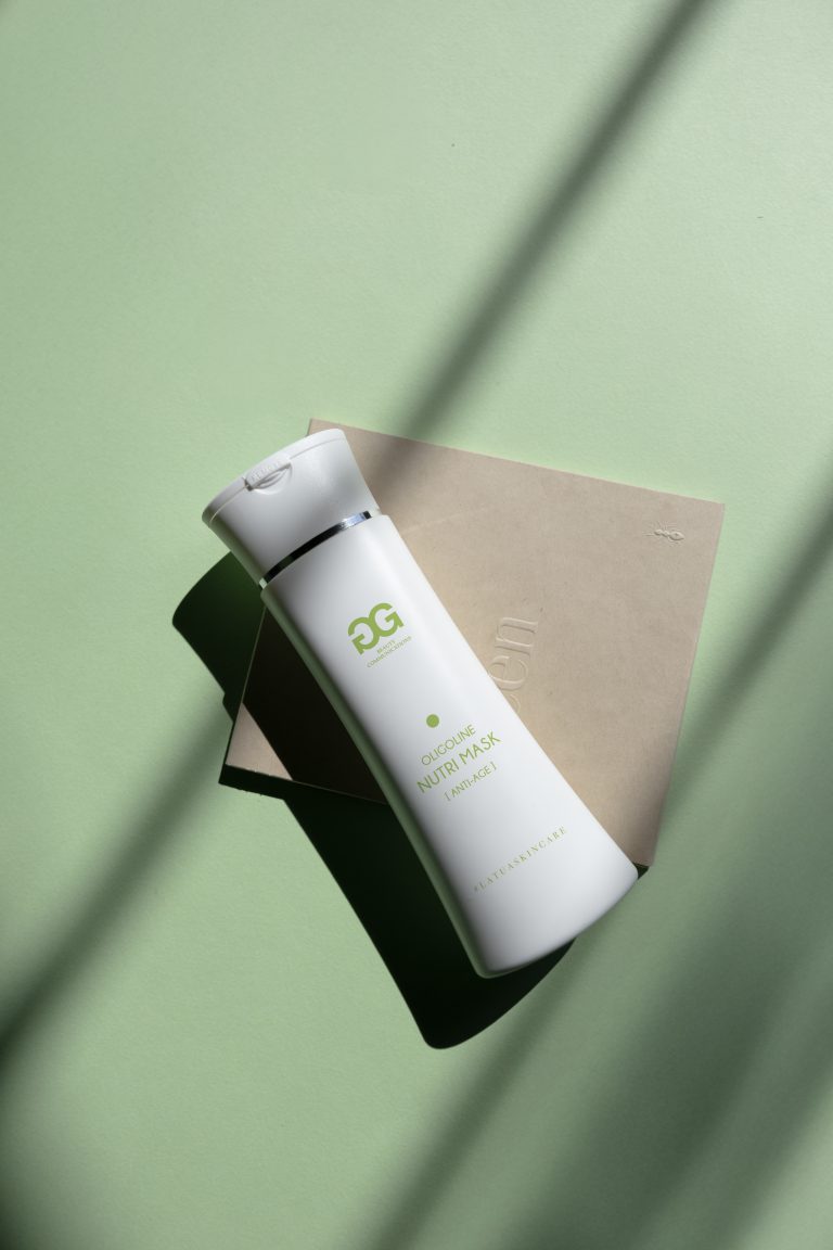 in foto uno dei cosmetici professionali naturali di 2g beauty