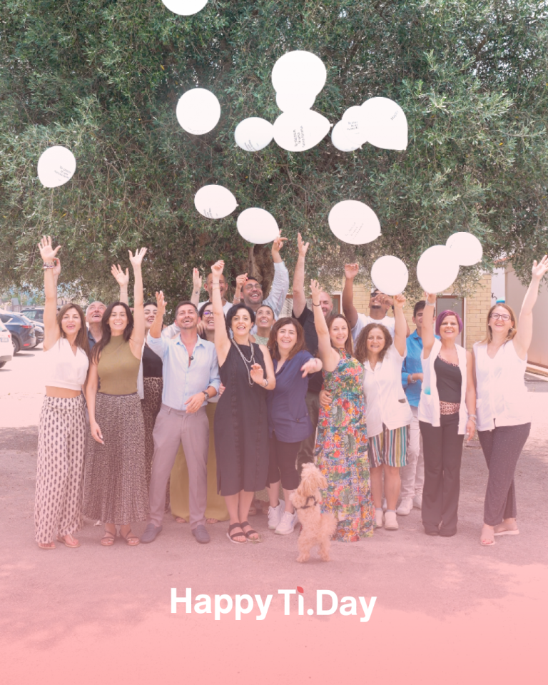 in foto il compleanno dell'azienda ti.nyou che dall'erboristeria di famiglia hanno creato un azienda.