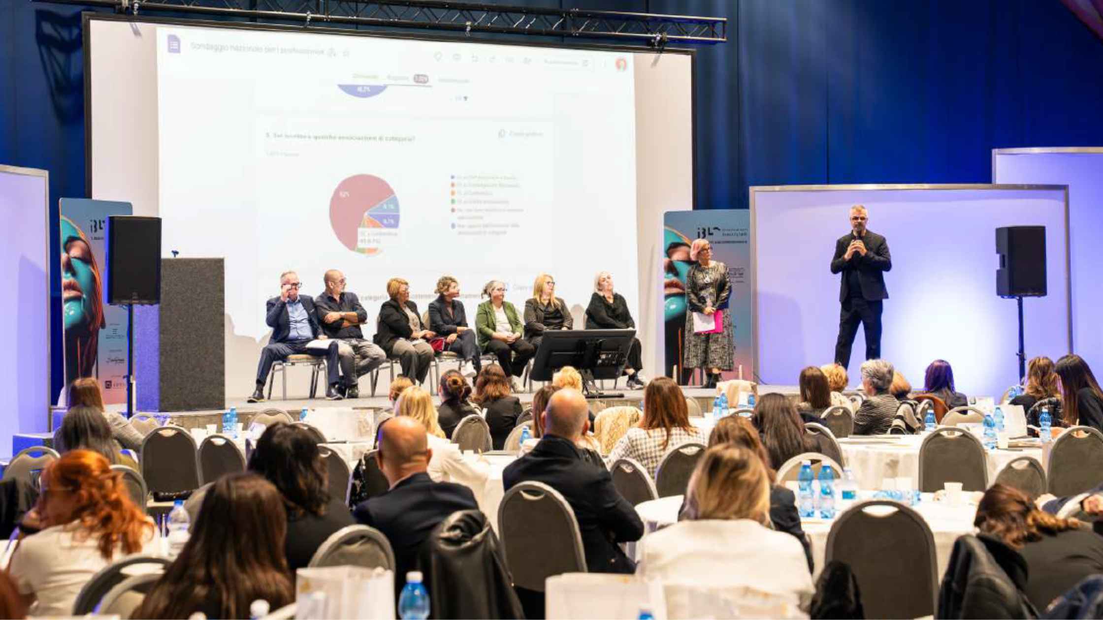 in foto alcuni momenti del 41° congresso: rappresenta il futuro professionale del settore estetico